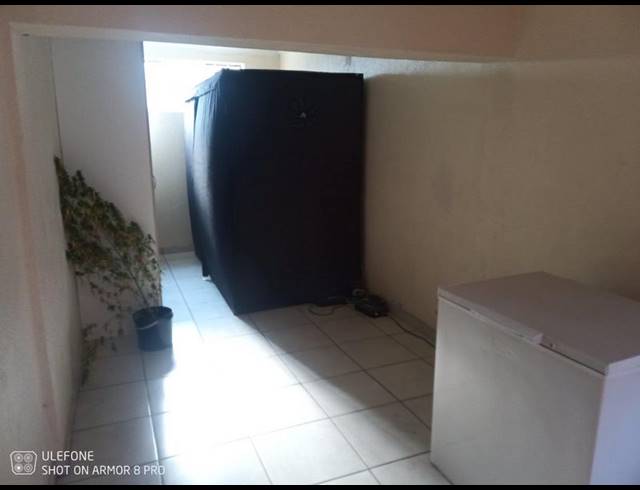 5 BEDROOM HOUSE FOR SALE IN LAMBTON